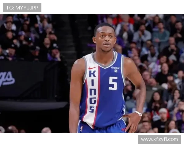 福克斯关键时刻罚球稳住胜局砍下31分5板5助尽管失误较多